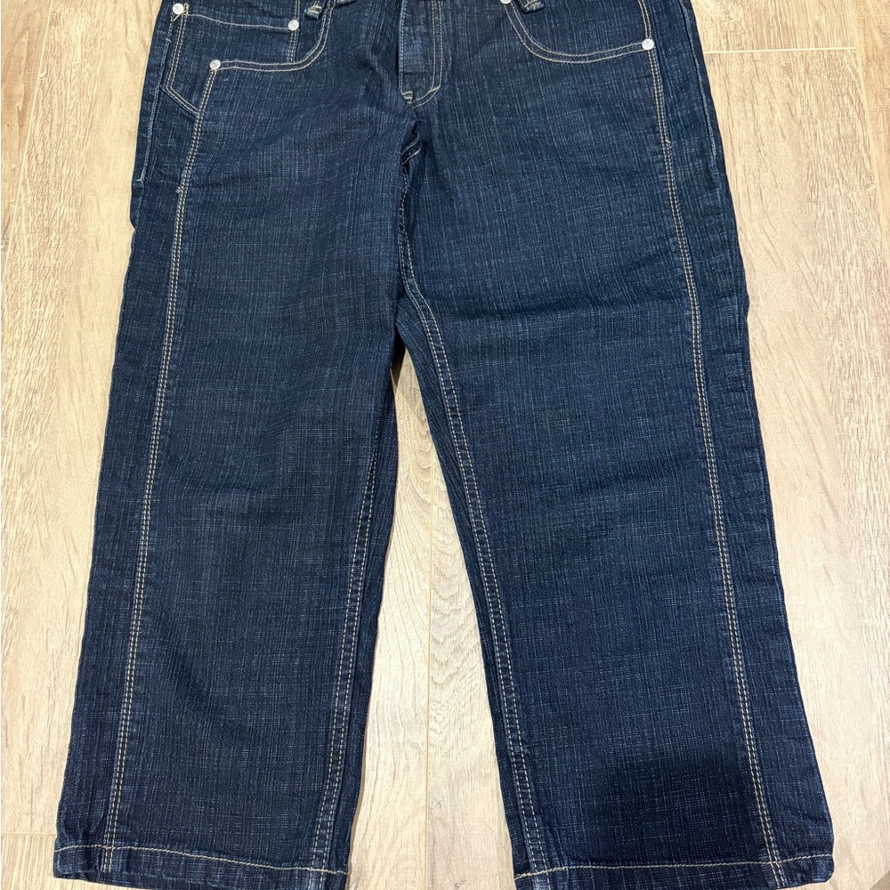 Women’s Capri Dark Blue Jeans